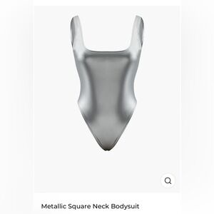 METALLIC SQUARE NECK BODYSUIT